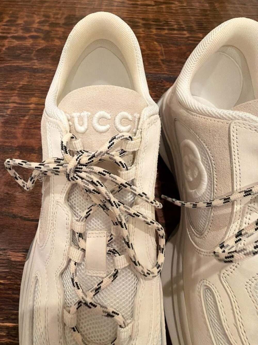 Gucci Run Suede & Mesh Cream/Grey Sneakers US14 - Picture 2 of 10